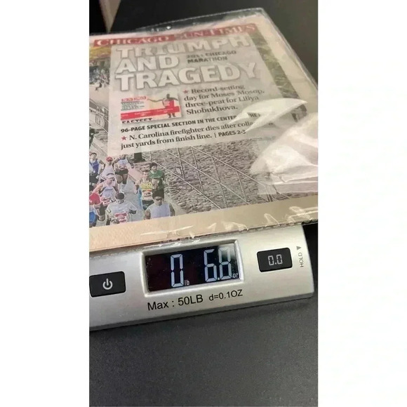 Chicago Sun-Times 2011 Chicago Marathon Triumph Tragedy Cover Vintage Newspaper - Picture 6 of 7